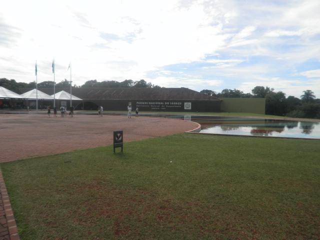 Iguazu Falls-BRA-01