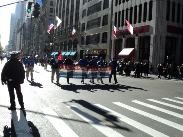 Parade-43